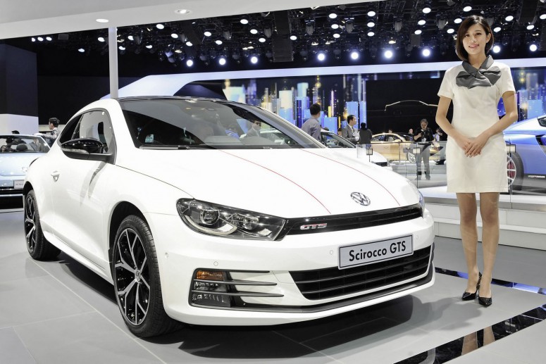 VW запустил в продажу обновленный Scirocco GTS