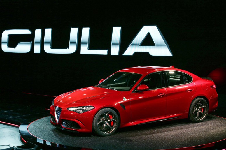 Alfa Romeo Giulia 2016: идеологический преемник модели 159 [фото]