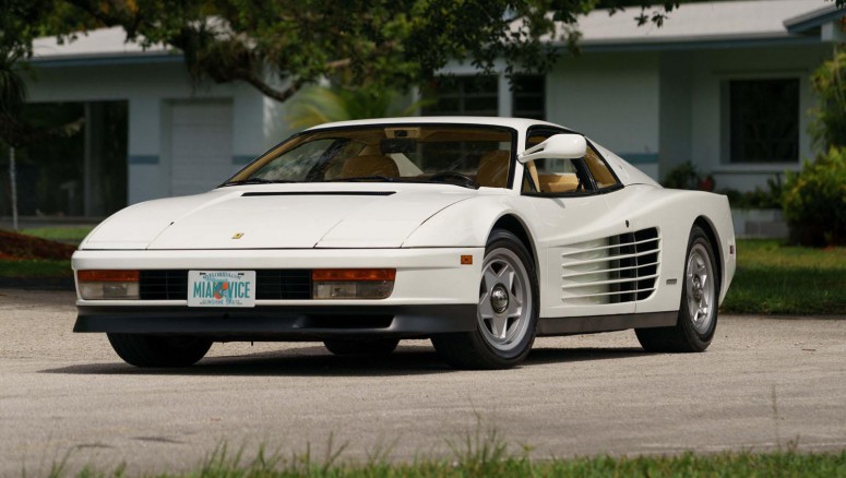 Легендарный Ferrari из «Полиция Майами: Отдел нравов» выставили на аукцион