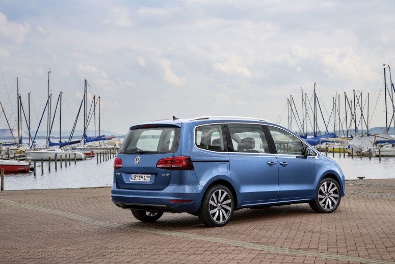 VW Sharan поступил в продажу в Германии