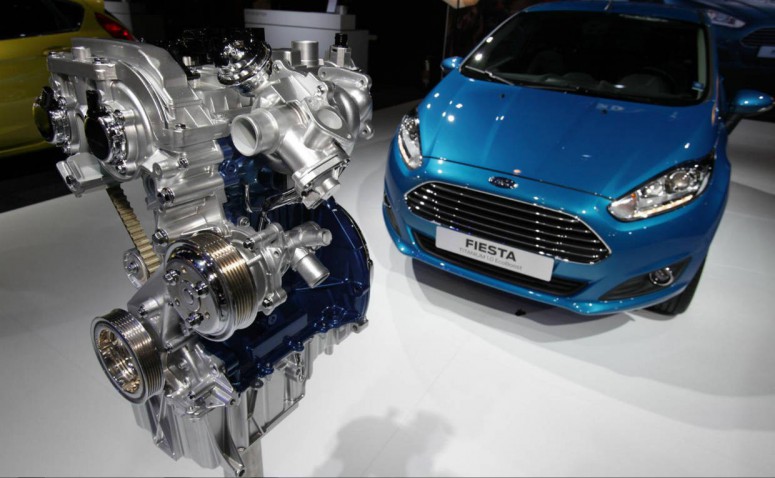 Ford применит углеволокно в двигателе и поставит электротурбонаддув