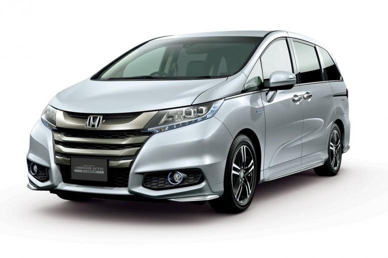 Гибридная Honda Odyssey пришла на японский рынок
