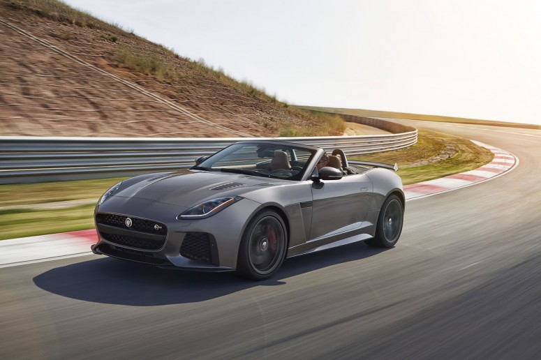 Jaguar открыл тайны «заряженного» F-Type SVR