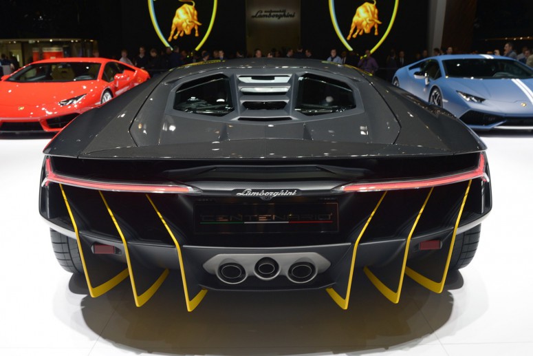 Lamborghini Centenario – юбилейный суперкар