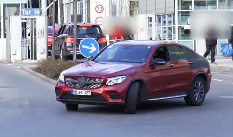 2017 Mercedes GLC Coupe (C253) шпионили в Зиндельфингене [видео]