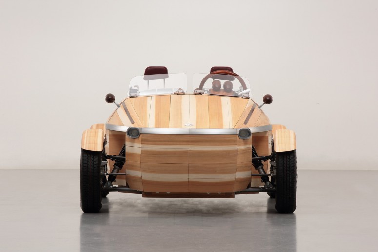 Toyota привезет на Миланскую неделю дизайна деревянный электрородстер