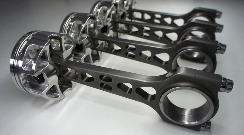 Lamborghini разрабатывает детали двигателя из углеволокна
