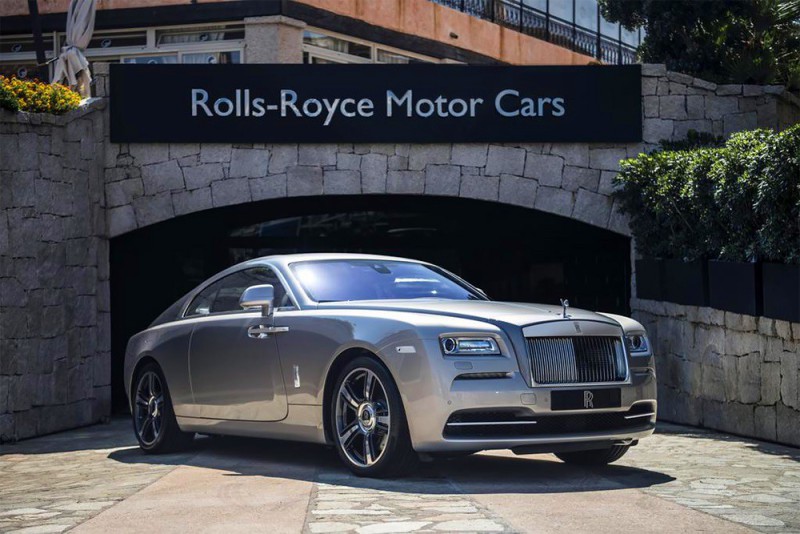 Rolls-Royce презентовала линейку под названием «От заката до рассвета»