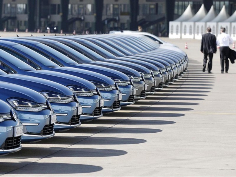 Volkswagen продал автомобилей больше чем Toyota или GM