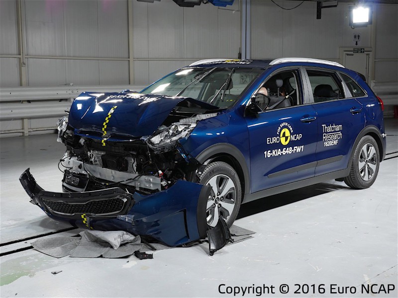 Краш-тесты Euro NCAP: Scenic и Levorg оказались самыми безопасными [4 видео]