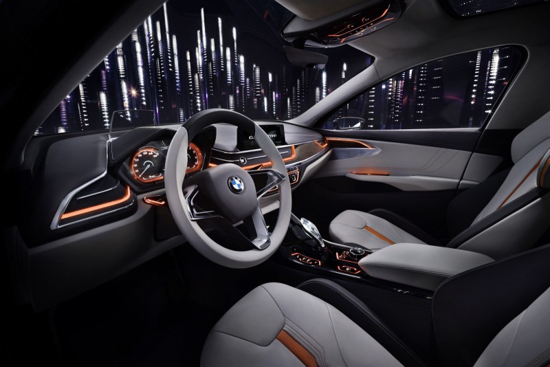 В Сети появились новые фото седана BMW 1 Series