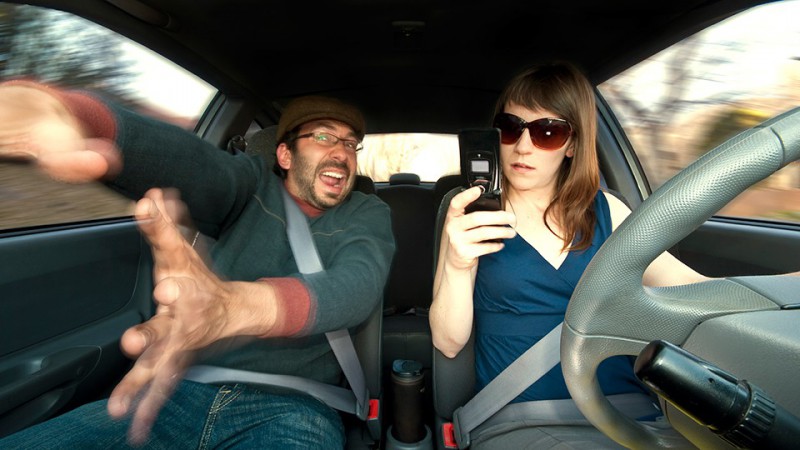 В США хотят создать особый режим телефона во время вождения