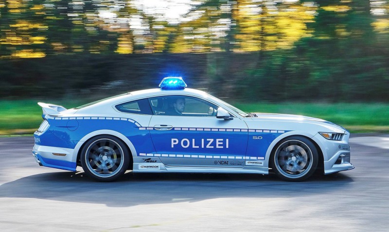 Полиция Германии пополнила автопарк 420-сильным «Мустангом»