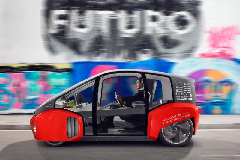 Новый концепт Rinspeed Oasis демонстрирует будущее городской мобильности [видео]
