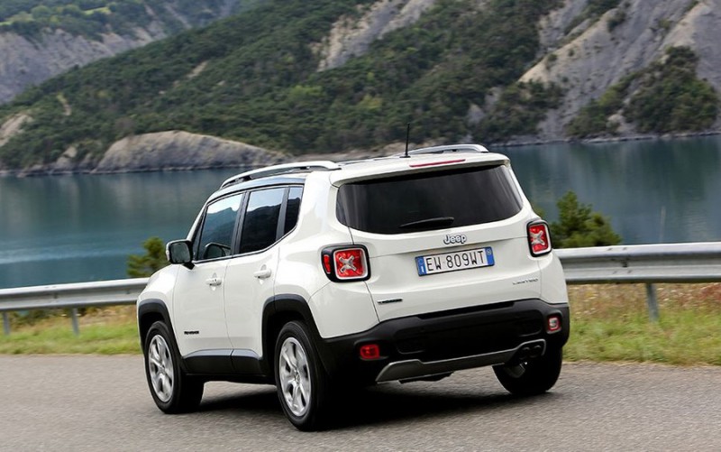 В Украине стартовали продажи кроссовера Jeep Renegade