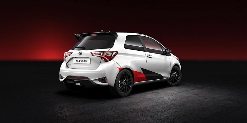 Toyota анонсировала дебют горячей версии Yaris на Женевском автосалоне