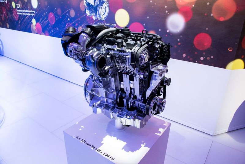 Глава Volkswagen о моторах: Тренд на даунсайзинг закончился