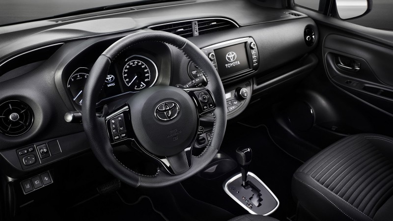 2017 Toyota Yaris обновилась для европейского рынка