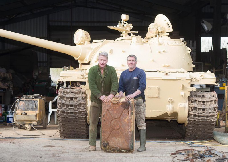 В купленном на eBay танке Т54 британец обнаружил золотые слитки на £ 2 млн.