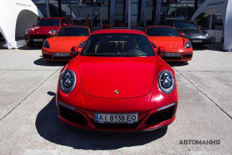 Porsche Road Tour приехал в Киев