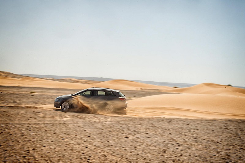Seat Leon X-Perience испытали пустыней Сахара