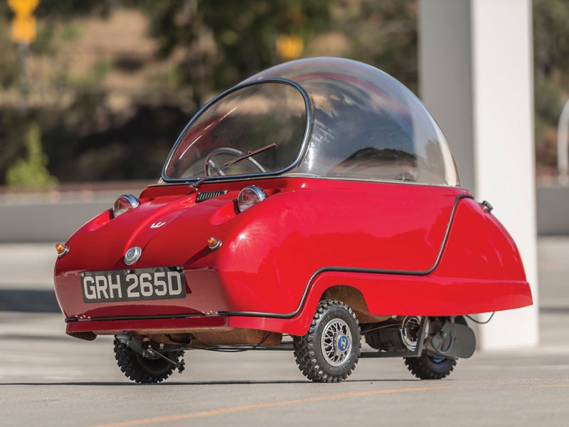 Самый маленький автомобиль Peel Trident выставят на аукцион