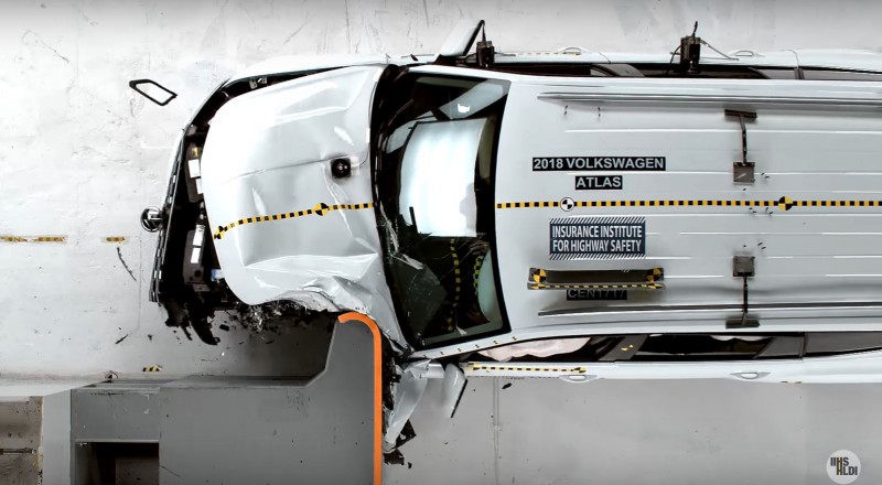2018 Volkswagen Atlas испытали на безопасность [видео]