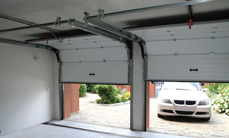 Автоматические гаражные ворота — современный тренд в обустройстве дома