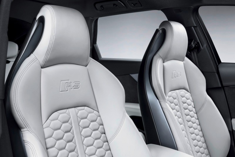 Audi начала принимать заказы на RS4 Avant с ценой в Германии 79 800 евро
