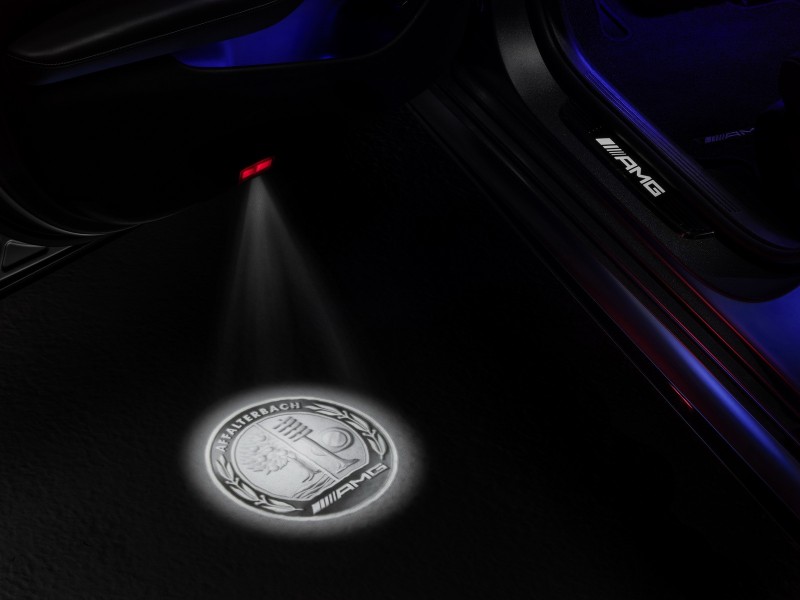 Mercedes выпустил собственные светодиодные проекторы, чтобы потеснить китайцев
