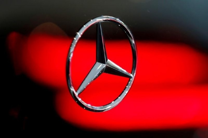Китайская Geely хотела купить долю Daimler AG