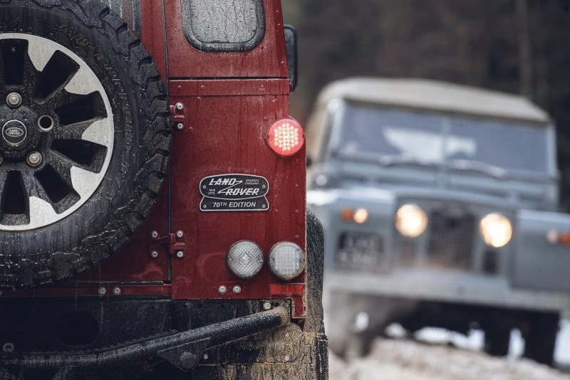 Land Rover Defender возвращается в коллекционном издании