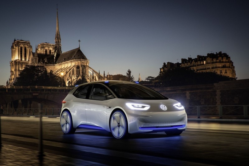Volkswagen запустит электрический хэтчбек ID в ноябре 2019 года