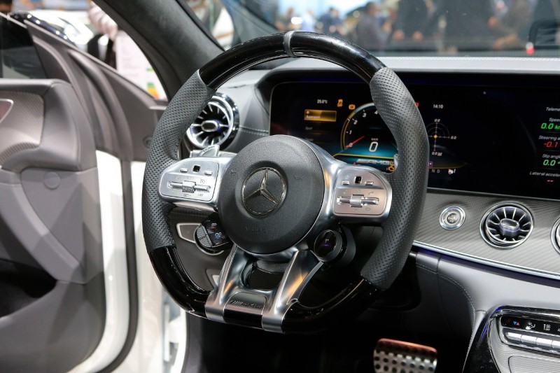 Mercedes-AMG GT 4-Door Coupe дебютировал на Женевском автосалоне