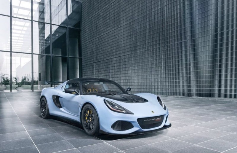 Lotus планирует запустить два кроссовера, чтобы сразиться с BMW X4 и X6