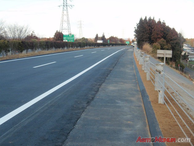 Ремонт автомобильных дорог в Японии 2011 [фото]