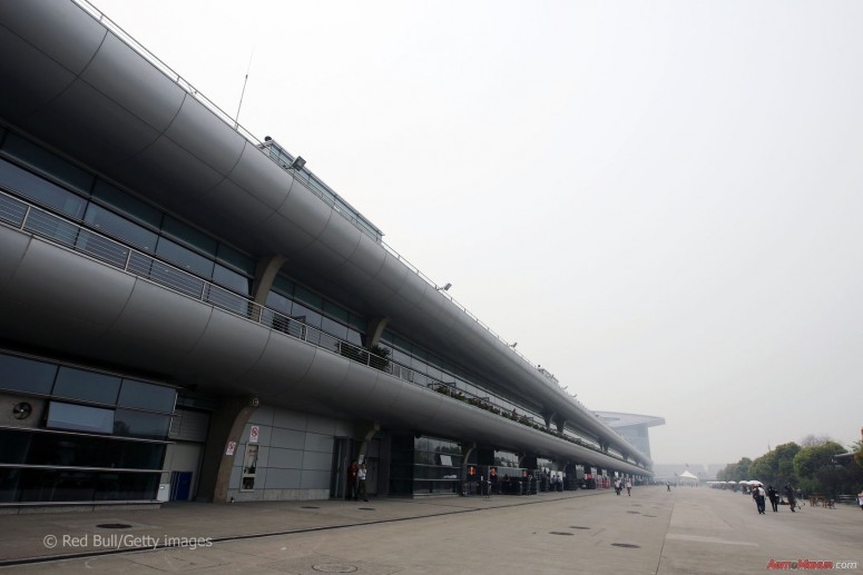 Мир Формулы-1: Китай – подготовка, квалификация [73 фото]