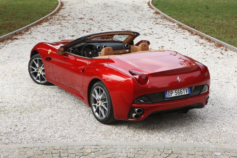 Ferrari California: обновления 2012 модельного года