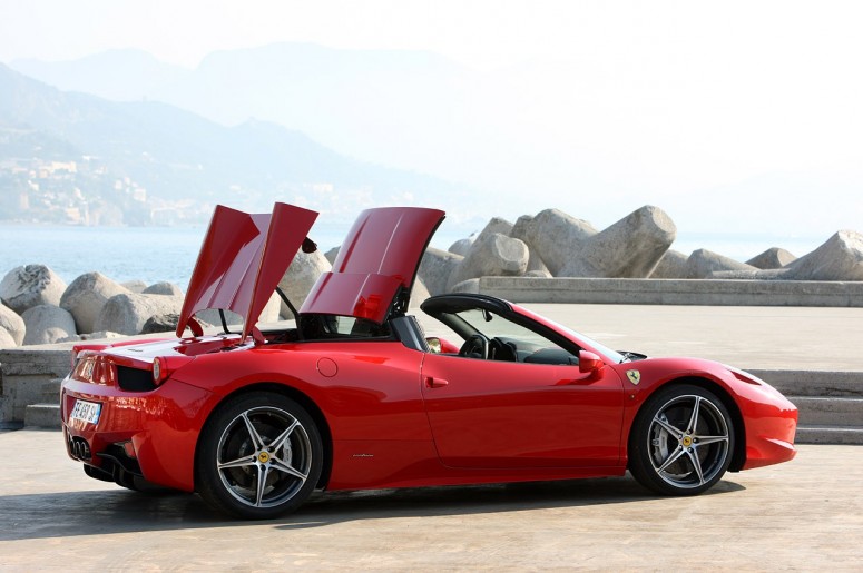 Женский тест-драйв кабриолета Ferrari 458 Spider: Fifth Gear