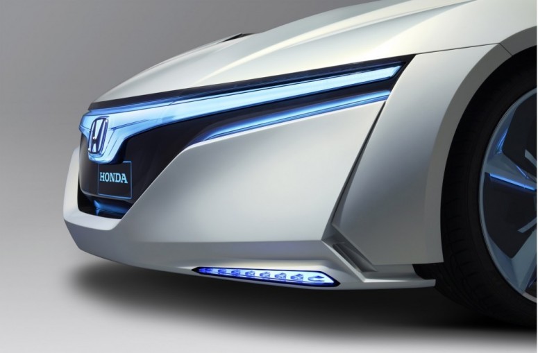Гибридный концепт Honda AC-X с расходом 2,35 л/100 км
