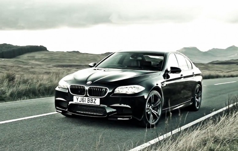 BMW M5 разгоняется до 315 км/час всего за одну минуту [2 видео]