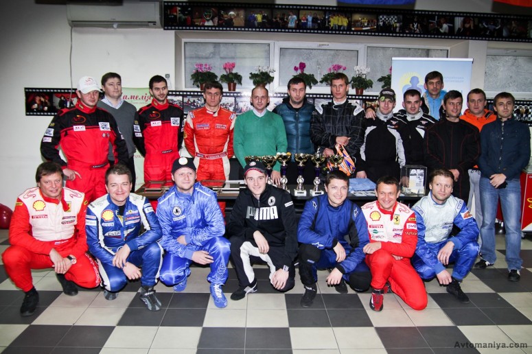 Благотворительная гонка с известными гонщиками: FORZA Karting