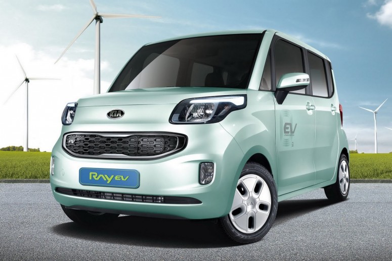 Kia представил первый корейский электромобиль Ray EV [видео]