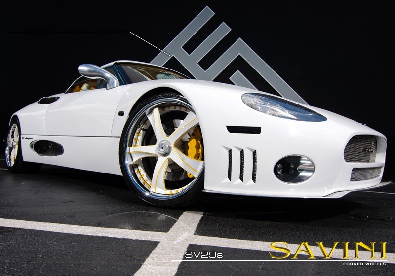 Бело-золотой Spyker C8 Savini от знаменитого певца Akon [фото]