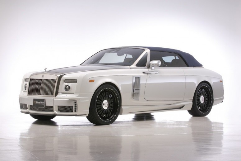 Благородный бизон: Rolls-Royce Phantom Drophead Coupe Black Bison