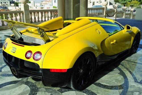 Bugatti представит в Катаре желтый Veyron