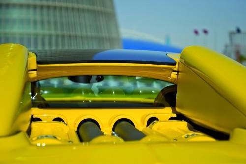 Bugatti представит в Катаре желтый Veyron