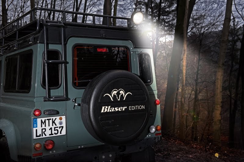 Land Rover предложил специальный ограниченный выпуск охотничьего джипа
