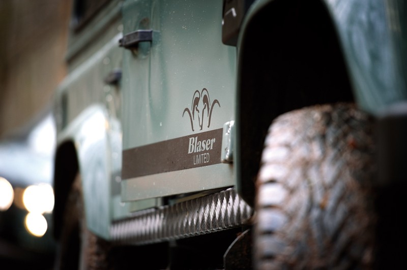 Land Rover предложил специальный ограниченный выпуск охотничьего джипа