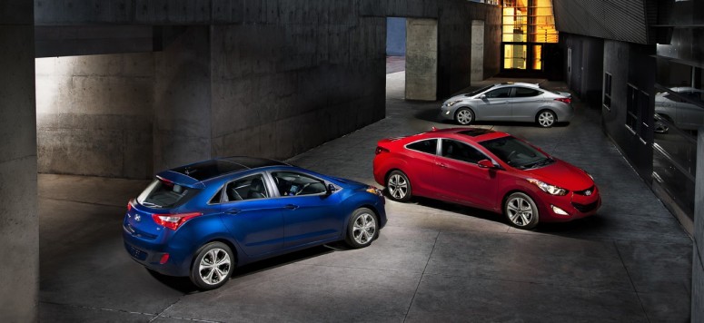 Hyundai Elantra Coupe 2013 станет прямым конкурентом Honda Civic